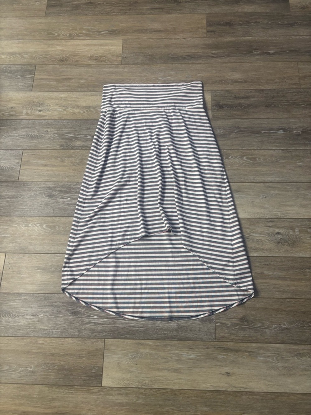 Columbia High Low Skirt Sz XL Striped Midi Outdoor Lounge Casual Granola Girl